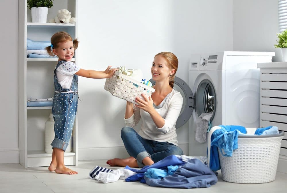 compartiendo las tareas del hogar con los niños